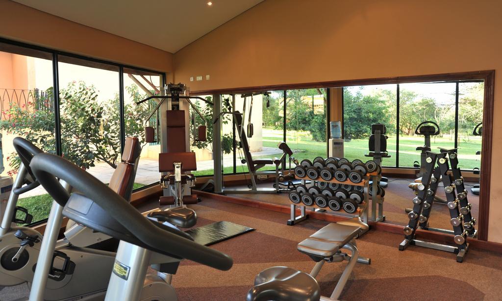 M'Kango Golfview Hotel Lusaka Esterno foto