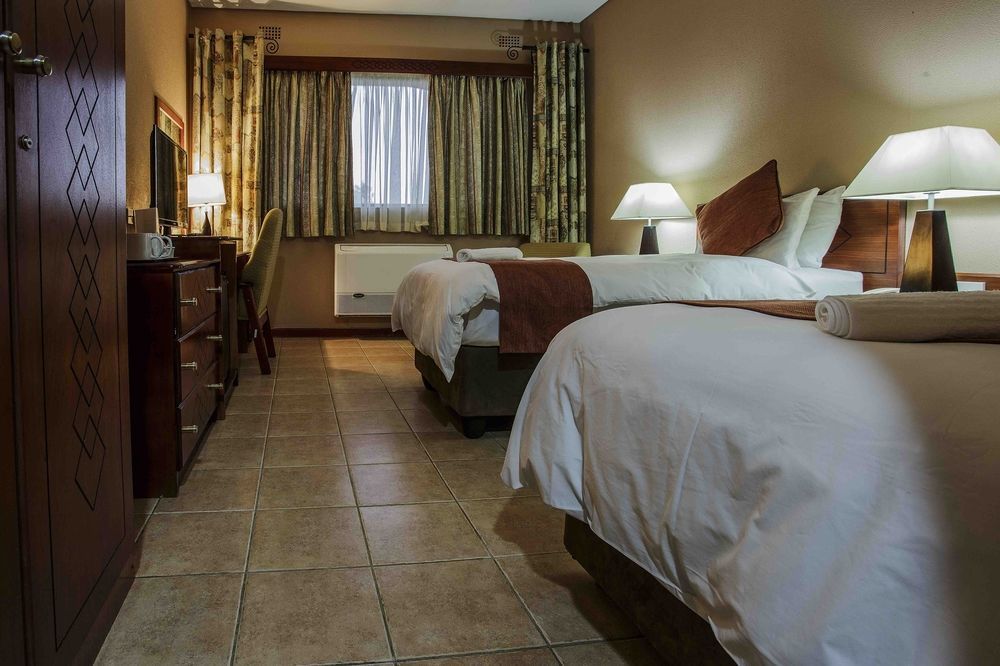 M'Kango Golfview Hotel Lusaka Esterno foto